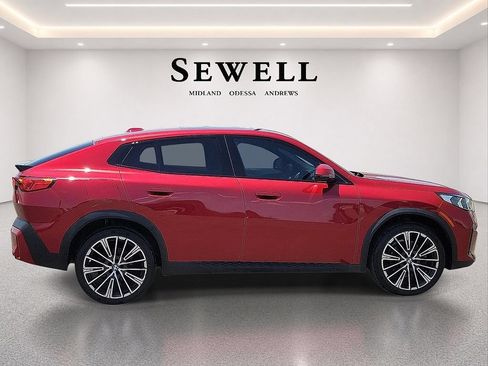 Used 2024 BMW X2 xDrive28i w/ Technology Package AWD/4WD image 6