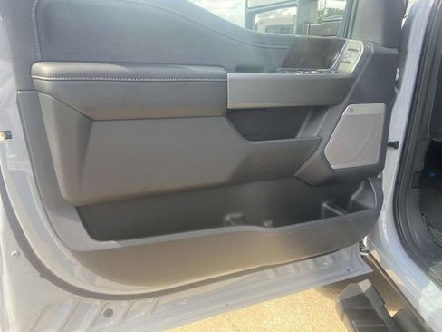 New 2025 Ford F350 Lariat w/ Lariat Ultimate Package image 12