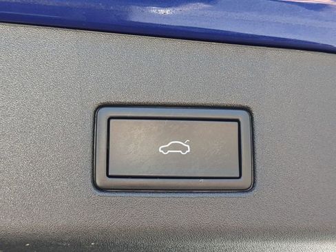 Certified 2022 Volkswagen ID.4 Pro S RWD image 10