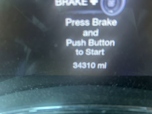 Used 2021 Jeep Grand Cherokee Laredo image 7