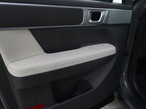 Used 2025 Hyundai Santa Fe SEL image 23