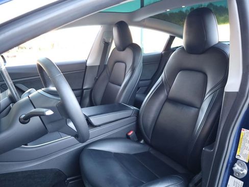 Used 2019 Tesla Model 3 Performance image 15