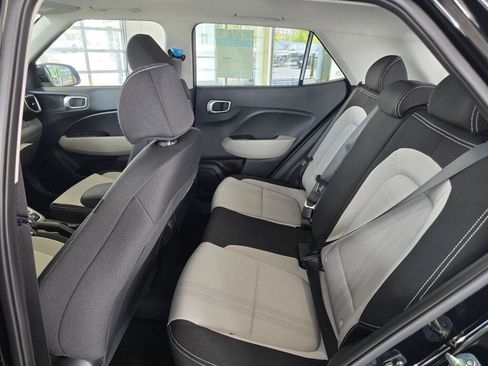 New 2026 Hyundai Venue SEL FWD image 34