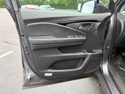 Used 2019 Honda Ridgeline RTL-E image 18
