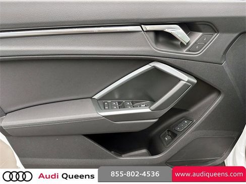 Certified 2025 Audi Q3 2.0T Premium w/ Convenience Package image 16