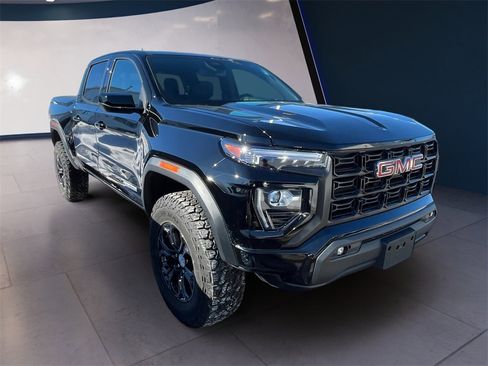 Used 2024 GMC Canyon Elevation w/ Elevation Premium Package image 4