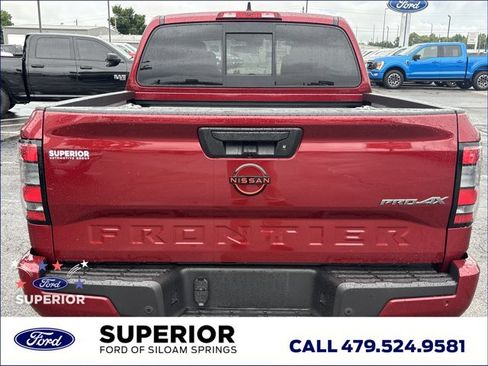 Used 2022 Nissan Frontier PRO-4X AWD/4WD image 5