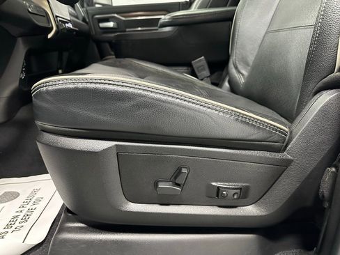 Used 2024 RAM 2500 Laramie image 13