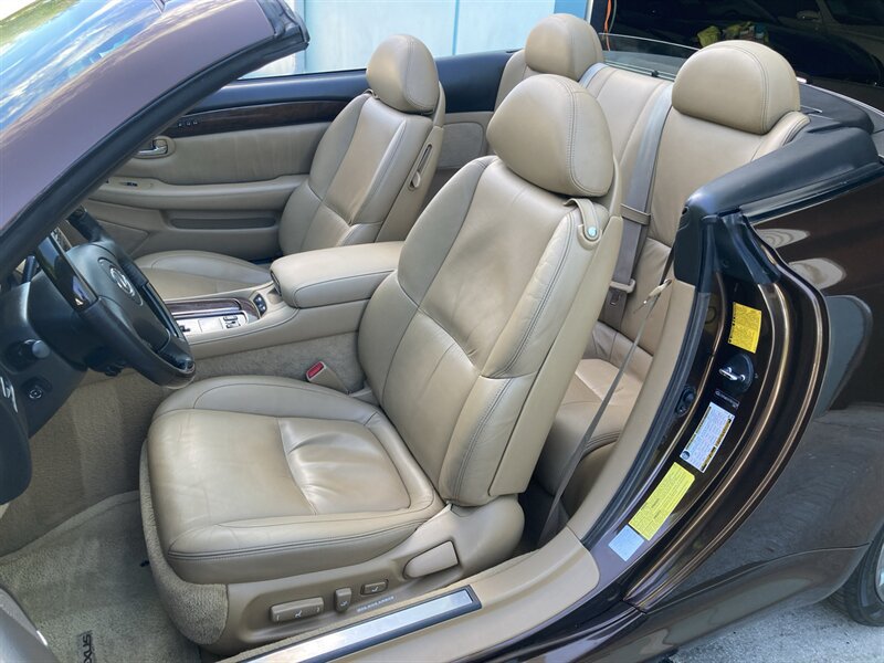 Used 2007 Lexus SC 430 Convertible RWD image 15