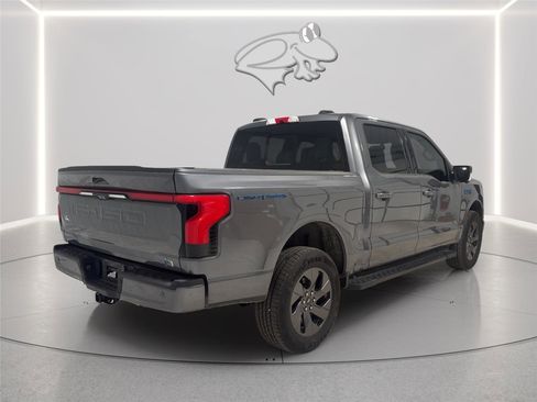 Used 2024 Ford F150 Lightning Lariat image 6