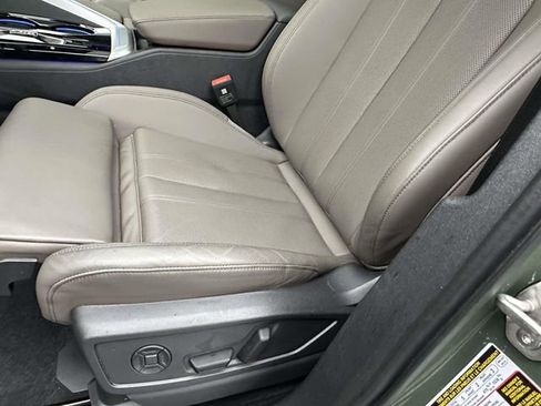 Certified 2025 Audi Q5 Premium Plus w/ Premium Plus image 21