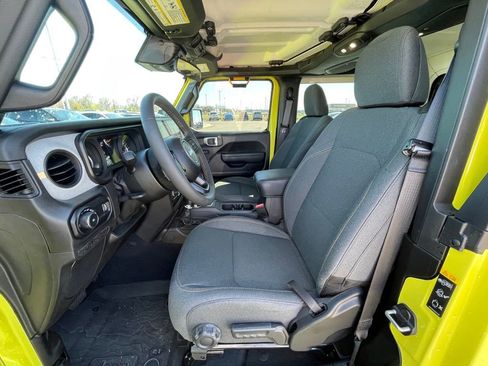 Used 2024 Jeep Wrangler Sport S image 22