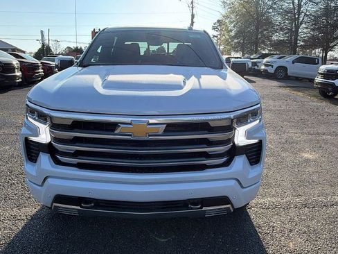 New 2026 Chevrolet Silverado 1500 High Country image 2