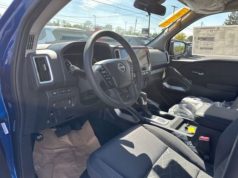 New 2026 Nissan Frontier SV AWD/4WD image 9