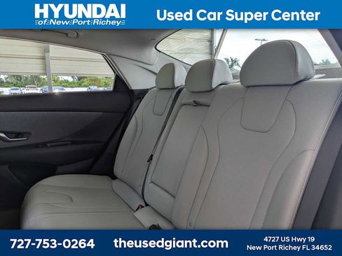 Certified 2023 Hyundai Elantra Limited w/ Cargo Package FWD image 14