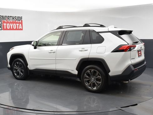 Used 2023 Toyota RAV4 XLE Premium image 2
