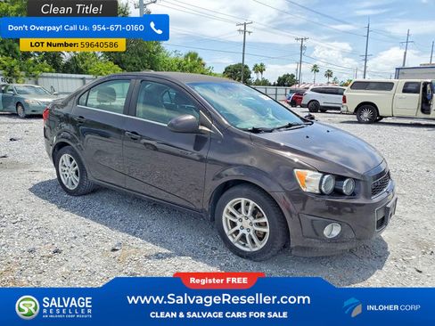 Used 2016 Chevrolet Sonic LT w/ Wheels and Fog Lamp Package FWD image 5