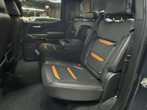 Used 2020 GMC Sierra 1500 AT4 w/ AT4 Premium Package AWD/4WD image 30