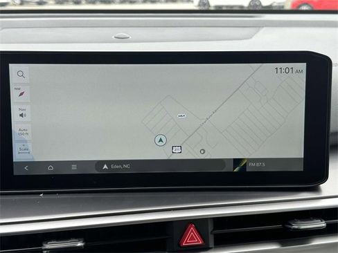 New 2025 Kia Sorento S image 9