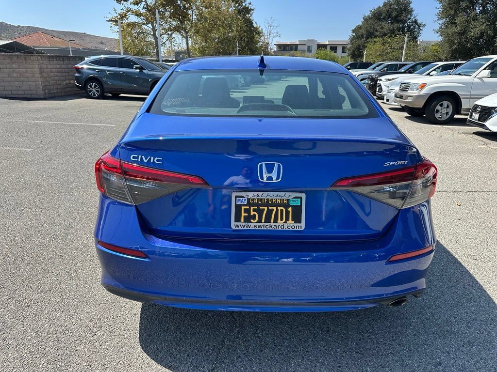 Used 2023 Honda Civic Sport image 4