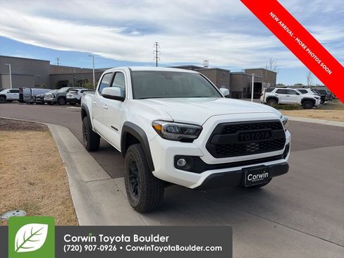 Used 2023 Toyota Tacoma TRD Off-Road image 1