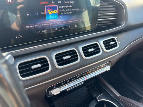 Used 2020 Mercedes-Benz GLE 350 4MATIC image 21