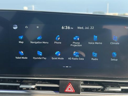 Certified 2024 Hyundai Elantra SEL FWD image 24