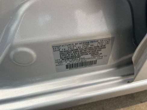 Used 2025 Nissan Versa SV w/ Trunk Package FWD image 27