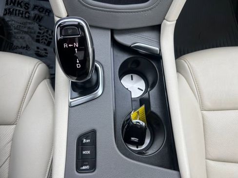 Used 2019 Cadillac XT5 Luxury image 28