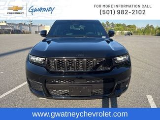 Used 2024 Jeep Grand Cherokee L Limited w/ Black Appearance Package video 2