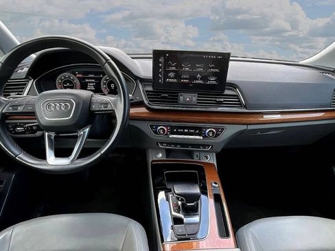 Used 2019 Audi Q5 2.0T Premium w/ Convenience Package AWD/4WD image 7