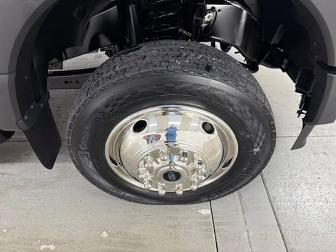 New 2026 Ford F450 XL w/ XL Chrome Package image 4