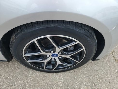 Used 2017 Ford Focus SEL image 9