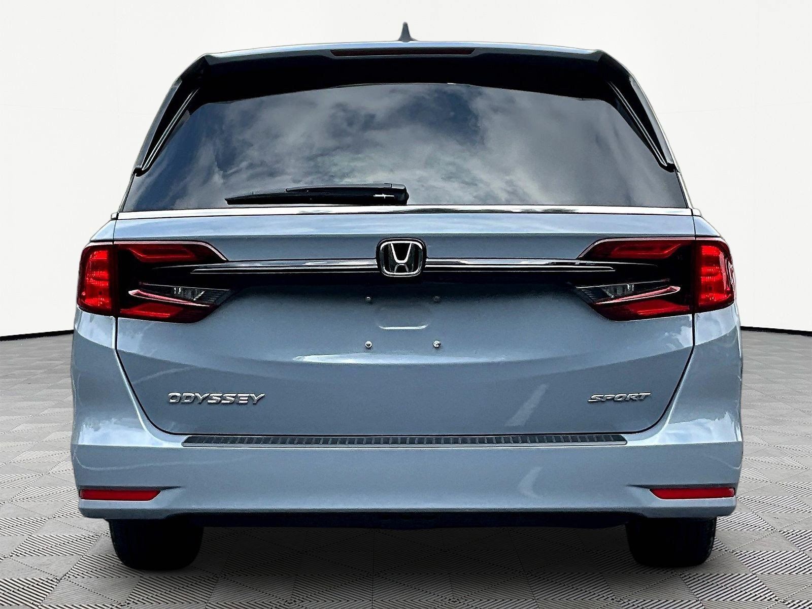 Used 2024 Honda Odyssey Sport image 5