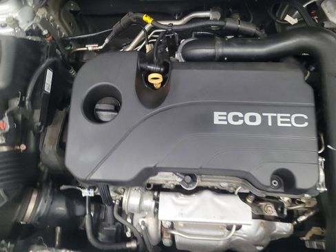 Used 2021 GMC Terrain SLT image 30