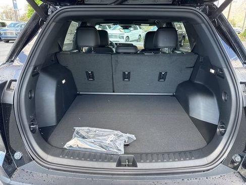 New 2026 Chevrolet Equinox ACTIV AWD/4WD image 12