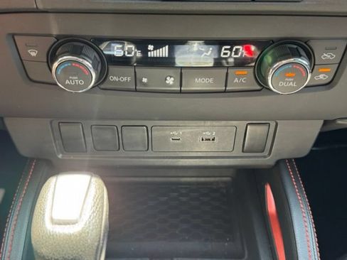 Used 2024 Nissan Frontier PRO-4X w/ Off-Road Protection Package AWD/4WD image 19