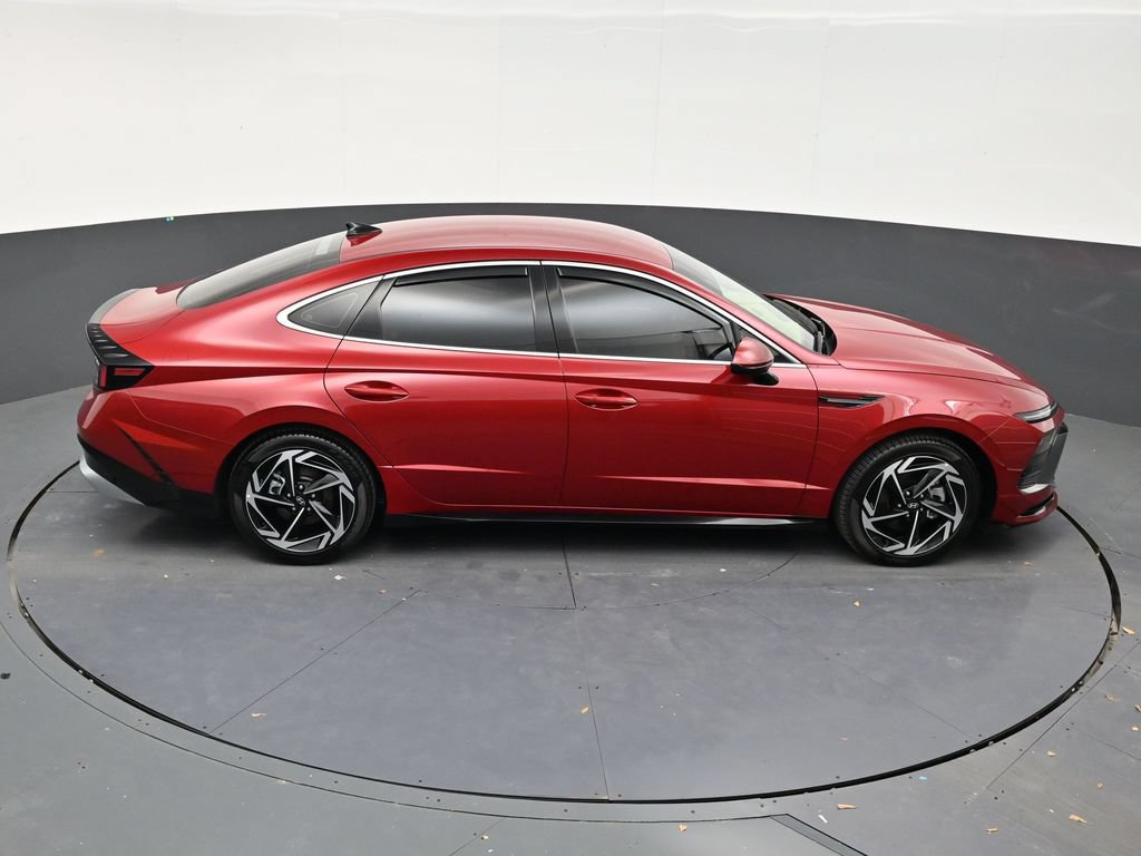 Used 2026 Hyundai Sonata SEL FWD image 17