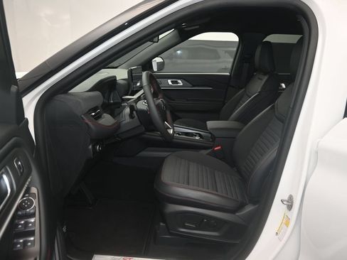 New 2026 Ford Explorer ST-Line w/ Premium Package RWD image 16