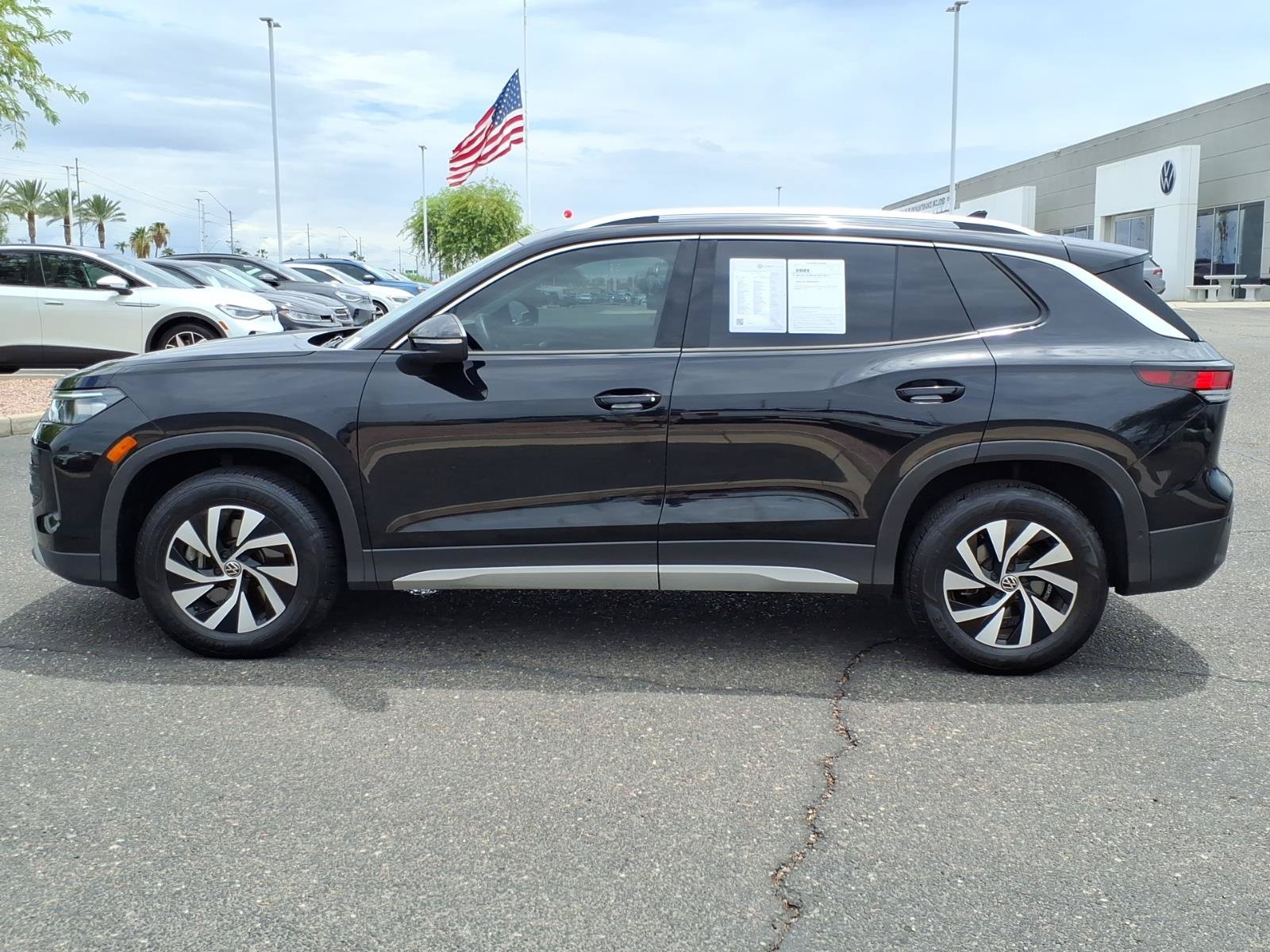 Certified 2025 Volkswagen Tiguan S AWD/4WD image 4
