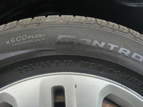 Used 2018 Dodge Journey SXT image 44