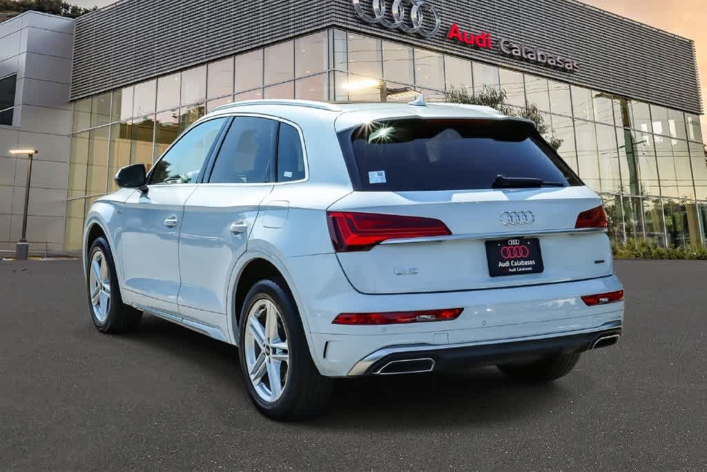 Used 2021 Audi Q5 e Premium Plus AWD/4WD image 4