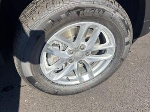 New 2025 Jeep Grand Cherokee L Laredo w/ Luxury Tech Group I image 47