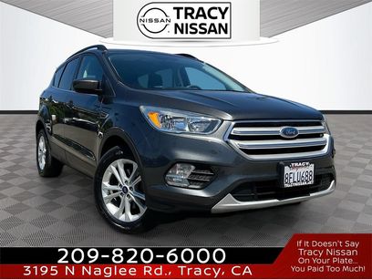 Used 2018 Ford Escape SE w/ SE Sync 3 Package