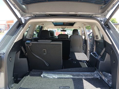 New 2026 Volkswagen Atlas SE FWD image 21