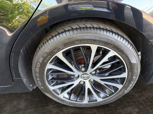 Used 2020 Toyota Camry SE FWD image 34