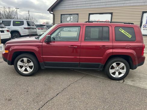 Used 2014 Jeep Patriot Latitude image 8