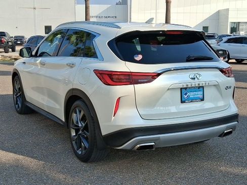 Used 2019 INFINITI QX50 Essential w/ Sensory Package image 4