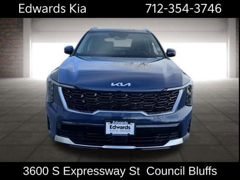 New 2025 Kia Sorento EX w/ Panoramic Sunroof Package image 5