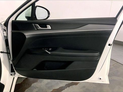 Used 2025 Kia K5 LXS FWD image 25